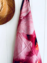 Hibiscus Amber Pareu