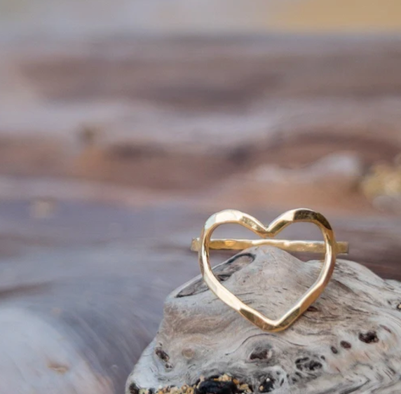 MAI LOVE: Signature Heart Ring