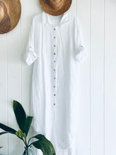 NO'I Manawa Long Button Down Dress