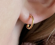 Tiny C Hoops