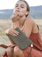 Clhei Zip Around Wallet