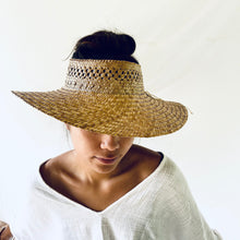 Love Knot Piko ʻOle Pāpale #121