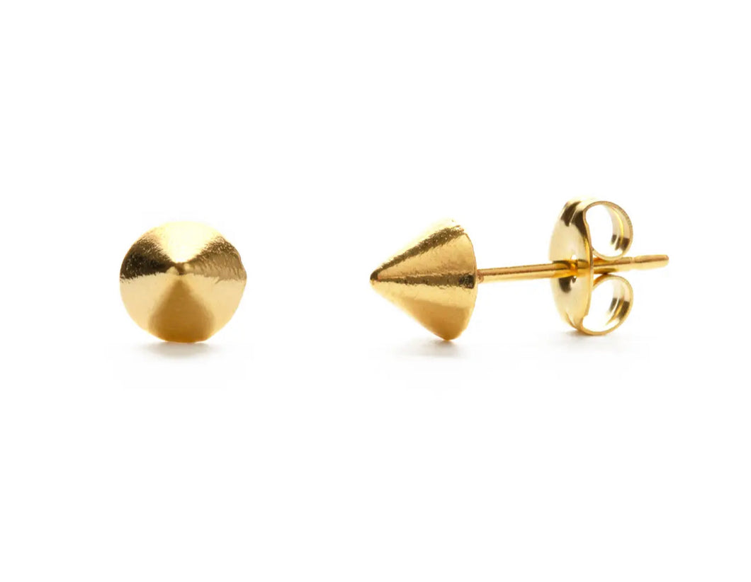 Geometric Cone Studs
