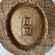 Two Tone Pāpale
