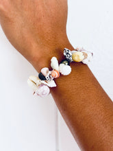 Shell bracelet with pearl