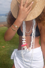 ALOHA LEI STAND #1