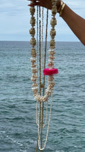 ALOHA LEI STAND #2