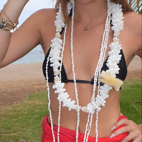 ALOHA LEI STAND #3
