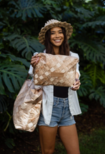 Lauhala Pouch