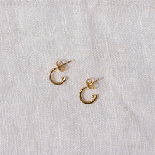 Tiny C Hoops