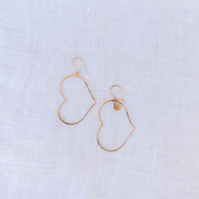 MAI LOVE Heart Hoops
