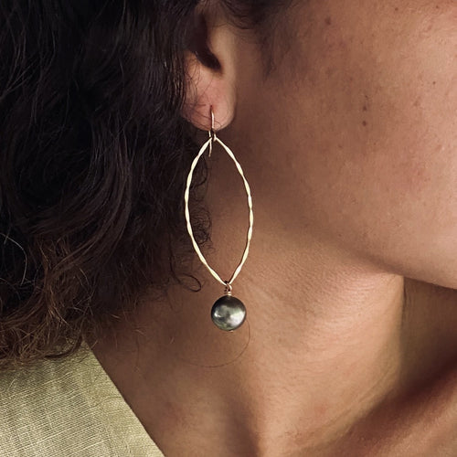 Tahitian Pearl Eye Hoops