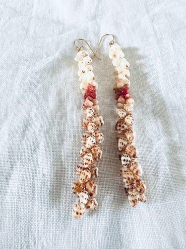 Tiger Momi w/mixed kahelelani earring
