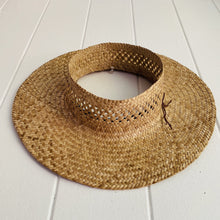 Love Knot Crownless #0107