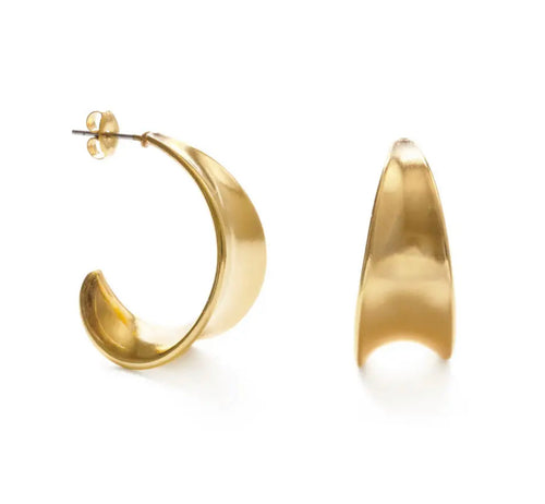 Mila Hoops